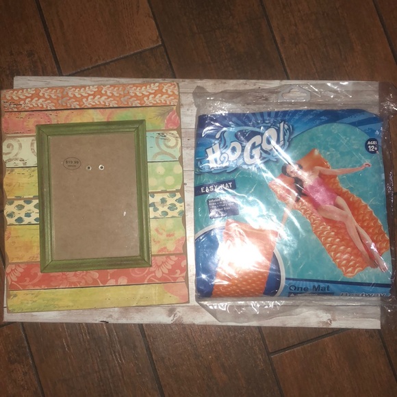 Other - 5/$25 Easy Mat 🏊‍♂️ 😎